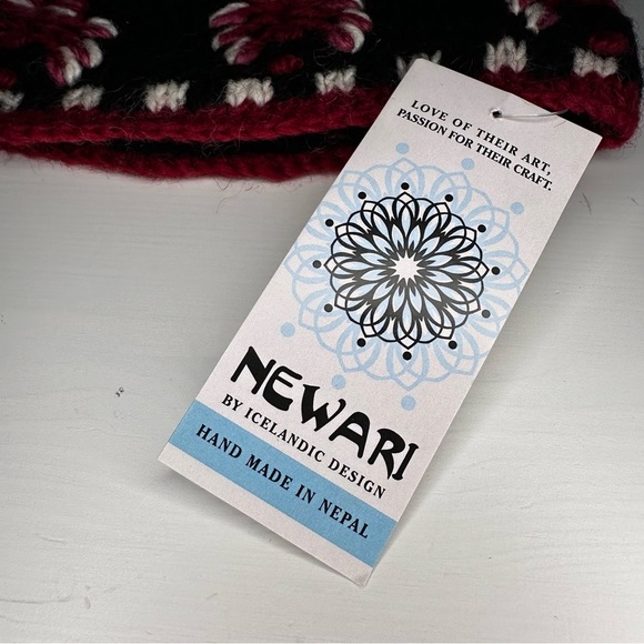 Newari Nepal Icelandic Designs Wool Beanie Hat Cap Toque Winter Women's OS NWT - Picture 3 of 9